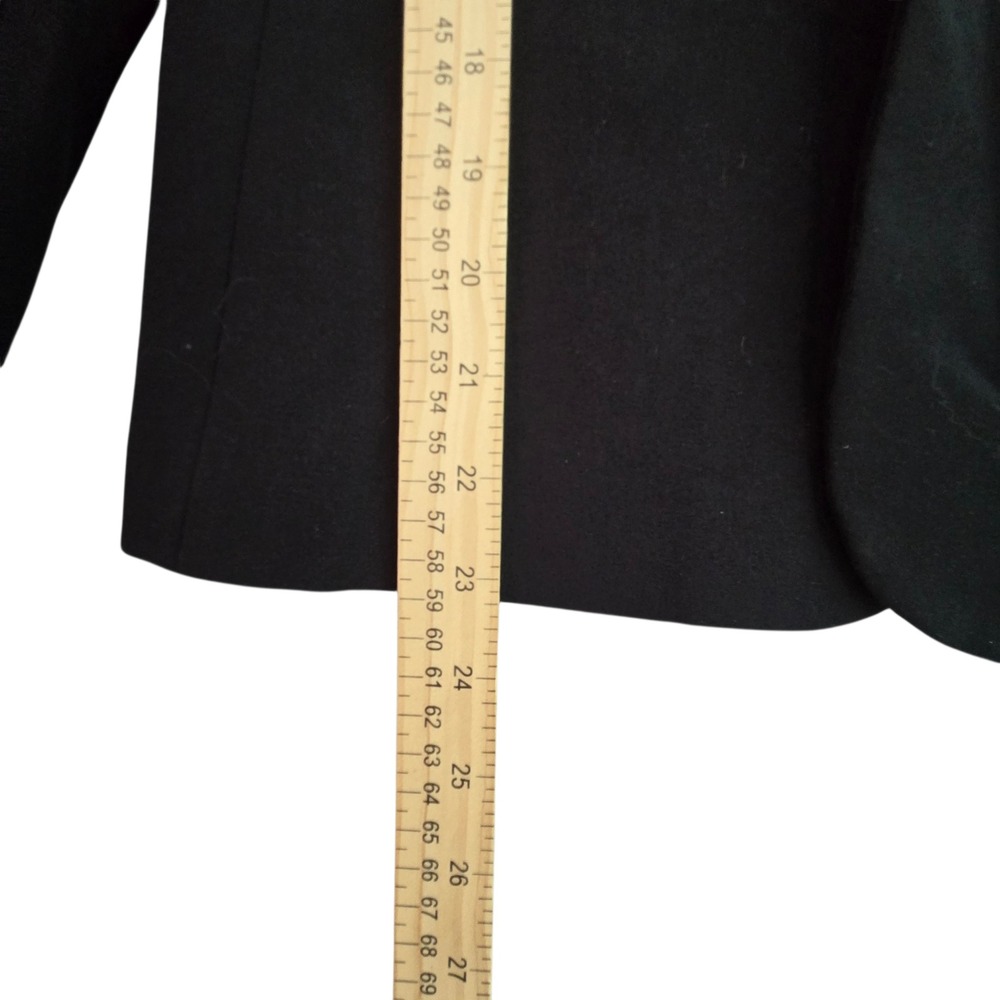 Tahari Arthur S Levine Womens Black Single Button Blazer Career Academia Size 8 - Picture 5 of 10